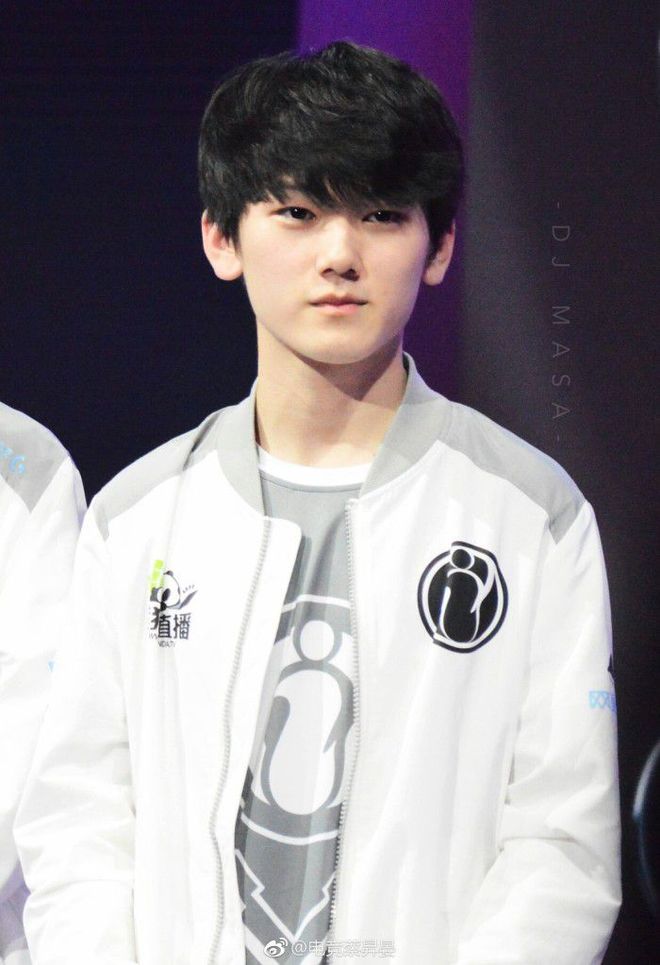 s1mple和Bc.Game晋级ESL挑战者联赛第50季 Europe 杯决赛